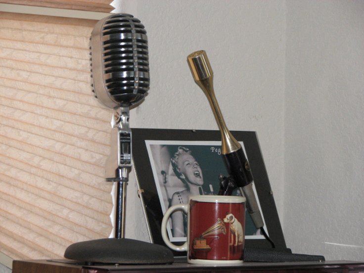 Electro Voice 725 and American D 22 microphones in the Reel2ReelTexas.com vintage microphone and recording equipment collection's vintage microphone and recording equipment collection