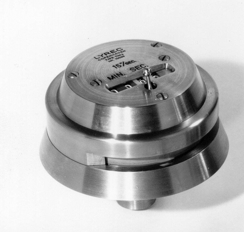 Mechanical precision tape timer used on a wide range of LYREC recorders. The TIM4 was also widely used on Scully and Ampex recorders. TIM 4 was produced until 1981.