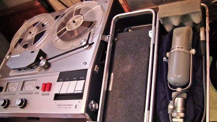 Sony 772 Pro reel tape recorder and the Sony C37P microphone in Museum of Magnetic Sound Recording's vintage microphone and recording equipment collection