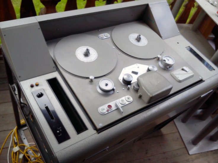 Telefunken M-10 reel to reel tape recorder photo in the Reel2ReelTexas.com vintage reel tape recorder recording collection