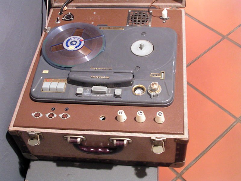 Telefunken Magnetophon 85 reel tape recorder Timo Beil photo in the Reel2ReelTexas.com vintage reel tape recorder recording collection