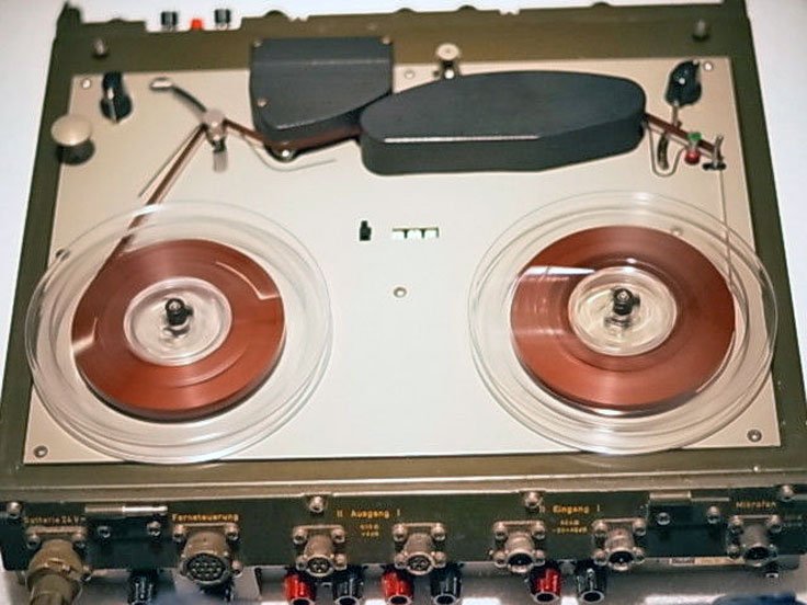Telefunken military reel to reel tape recorder photo in the Reel2ReelTexas.com vintage reel tape recorder recording collection