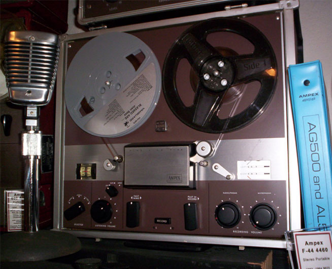 Ampex F44 (4460) Fine Line professional reel to reel tape recorder in the R...
